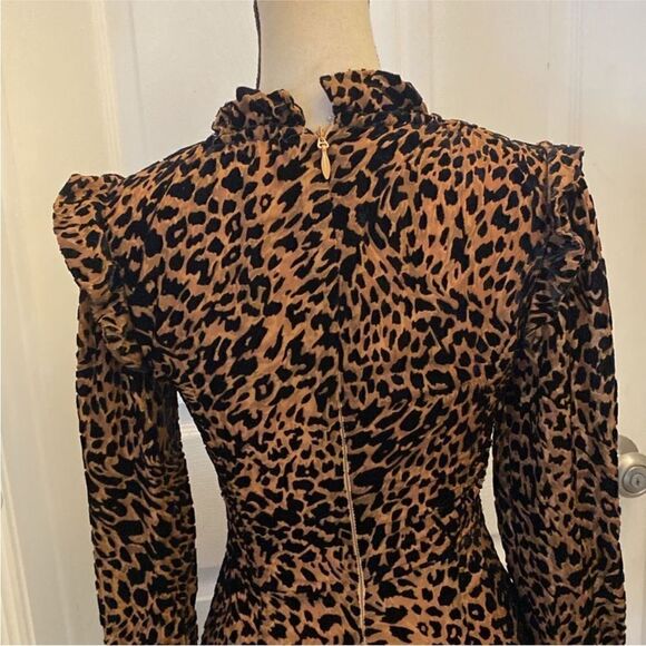 Lavish Alice Elegant Leopard Print Long Sleeve Dress,,US2 - Picture 9 of 13